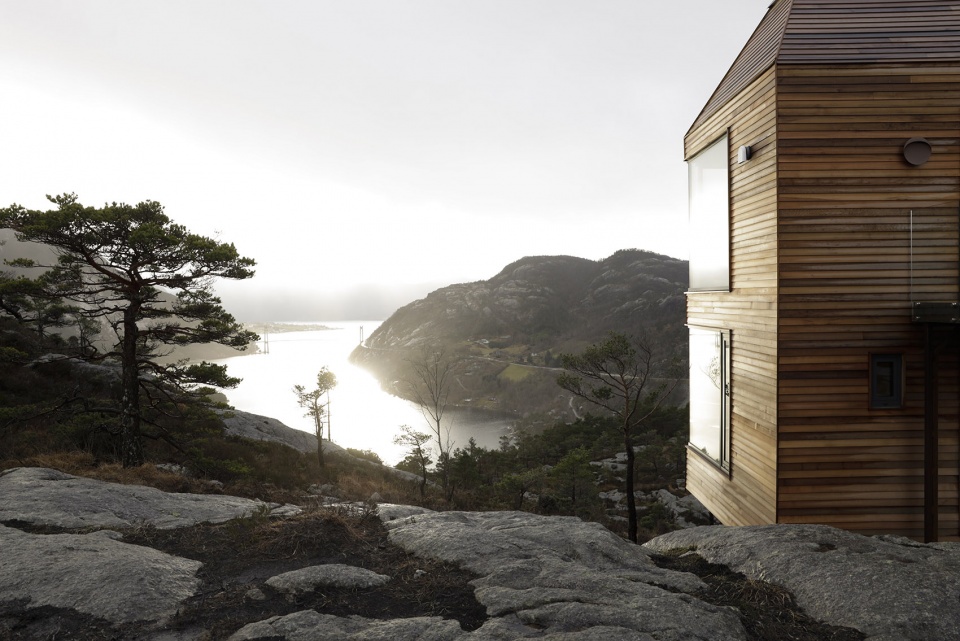 bolder star lodge by snohetta and vipp