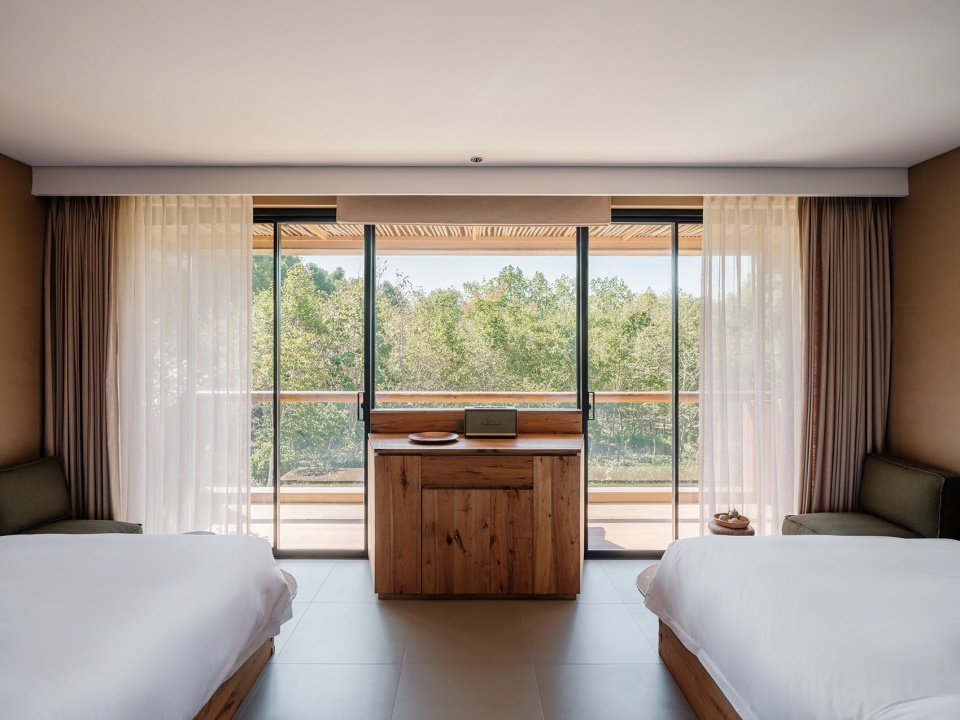 som land by roomoo