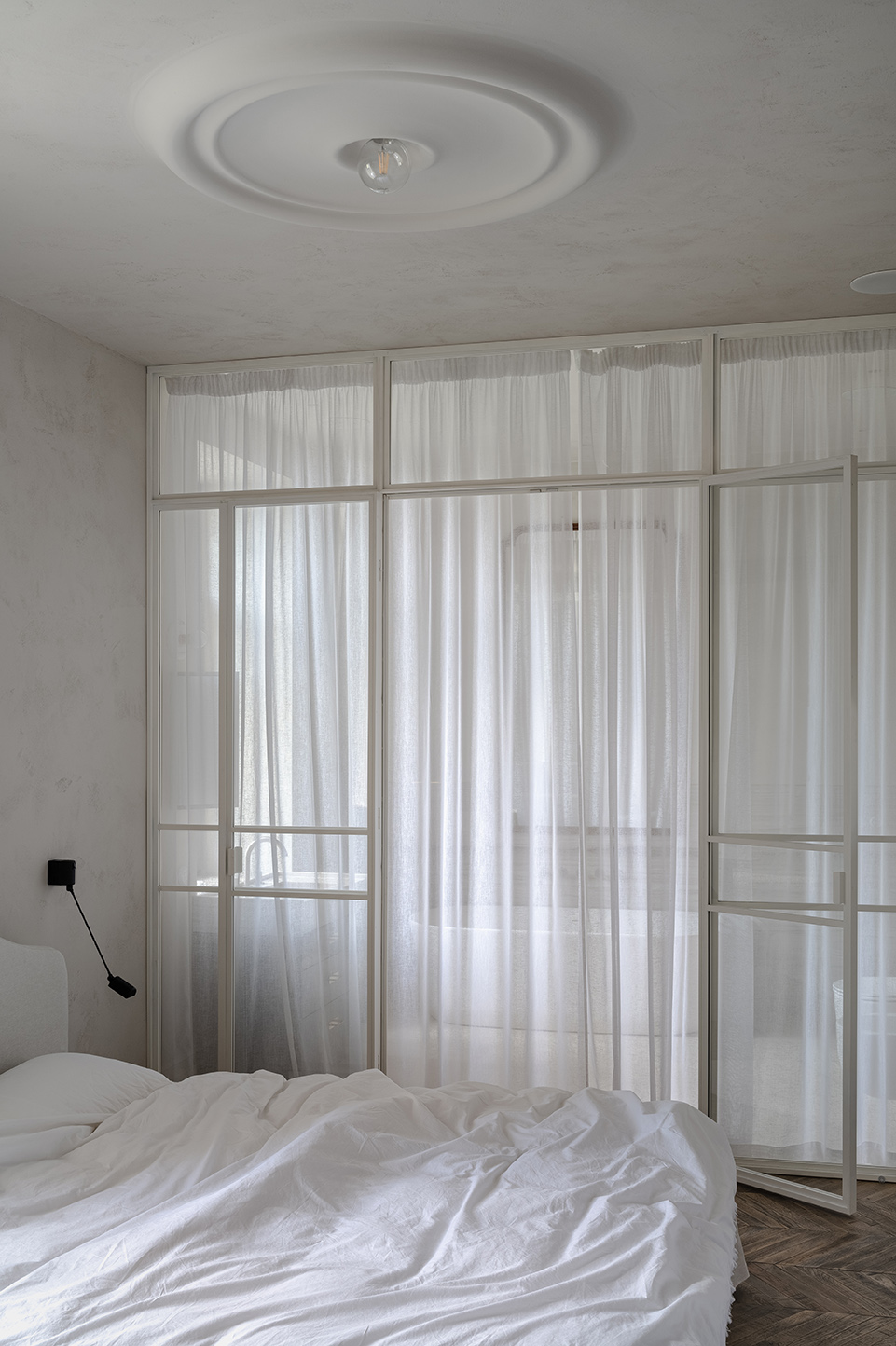 Image showcasing Creative Renovations: 14 Projects With Surprising Solutions That ...