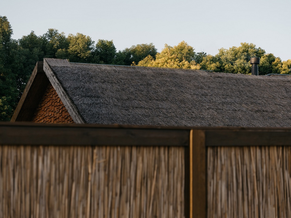 som land by roomoo