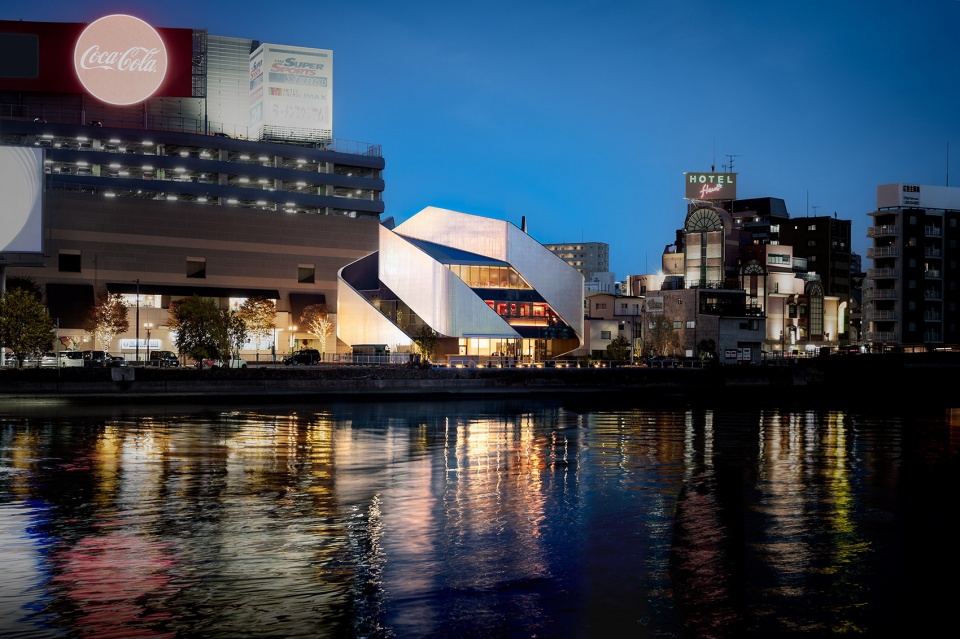 010 Building by Clouds Architecture Office