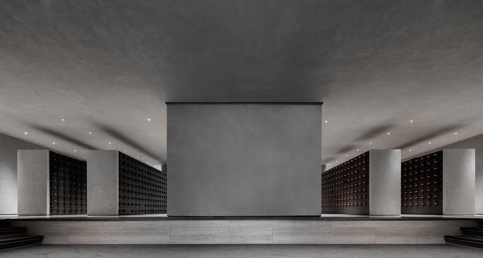 Shuiguo Tangquan Xintiandi Hangzhou by DJX Design