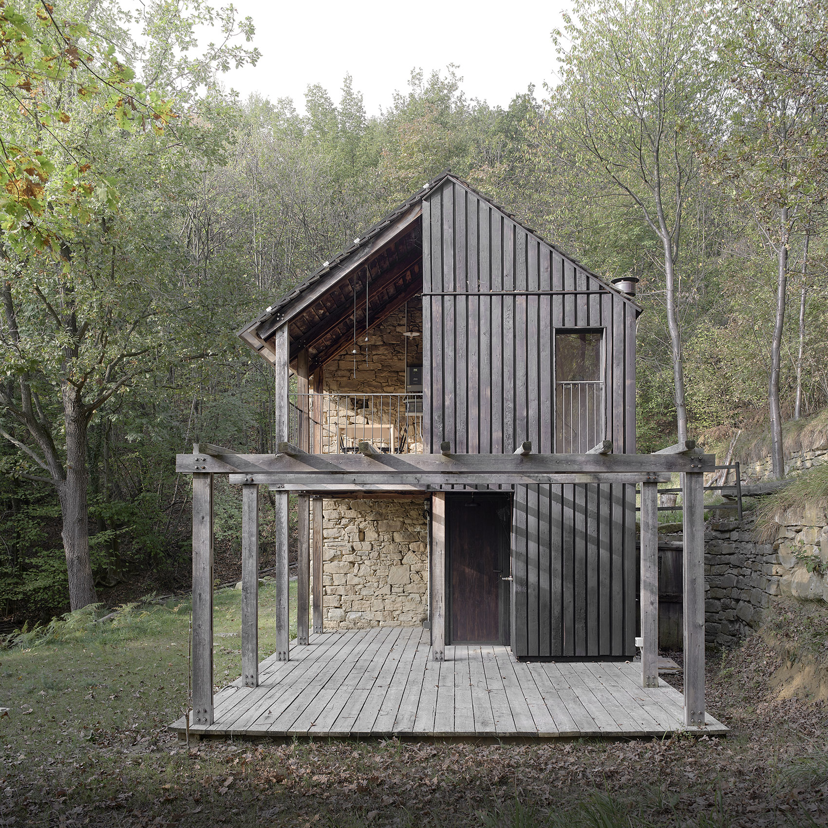 renovation and extension of a ciabot by studio ellisse architetti