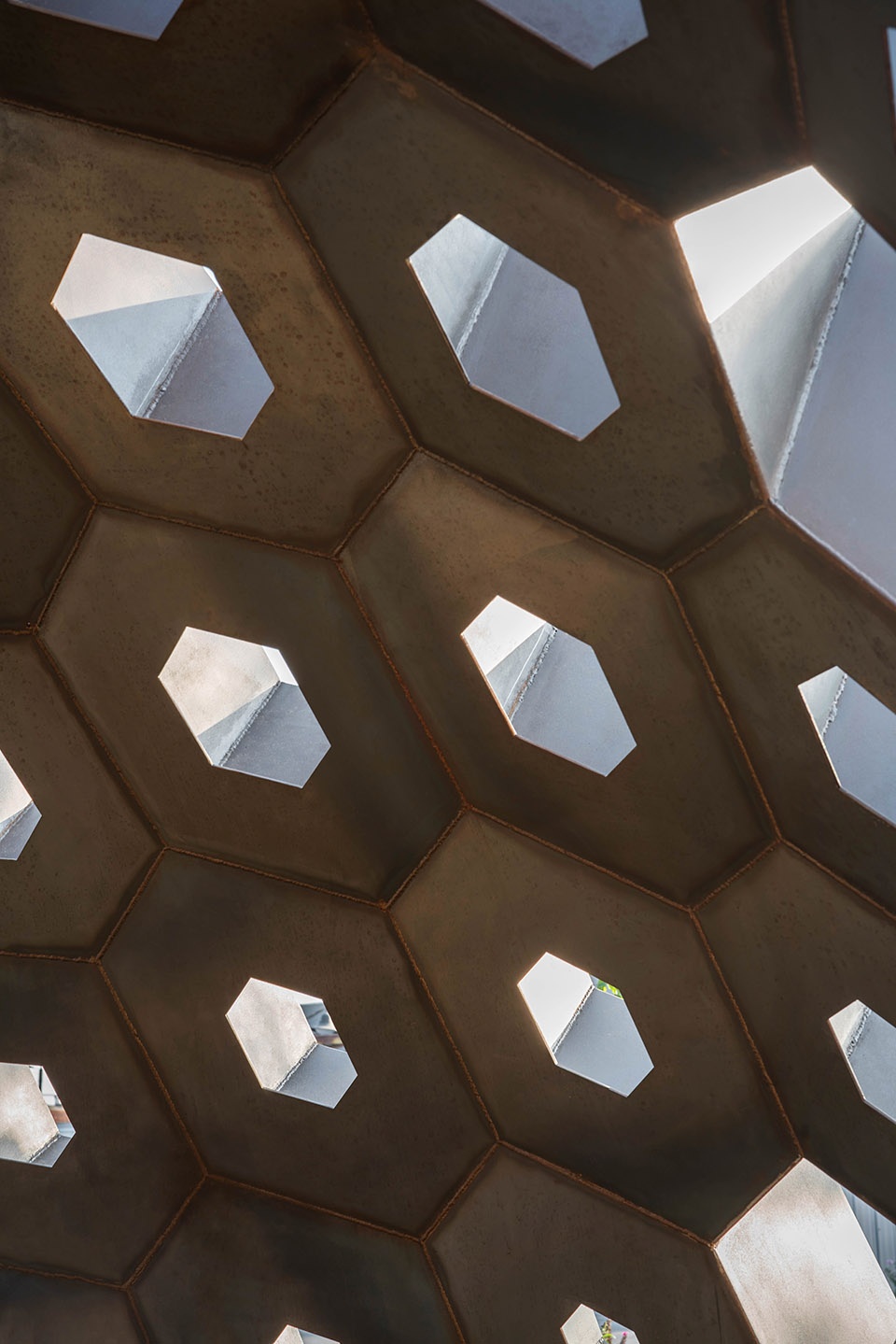 Beehive by OCA