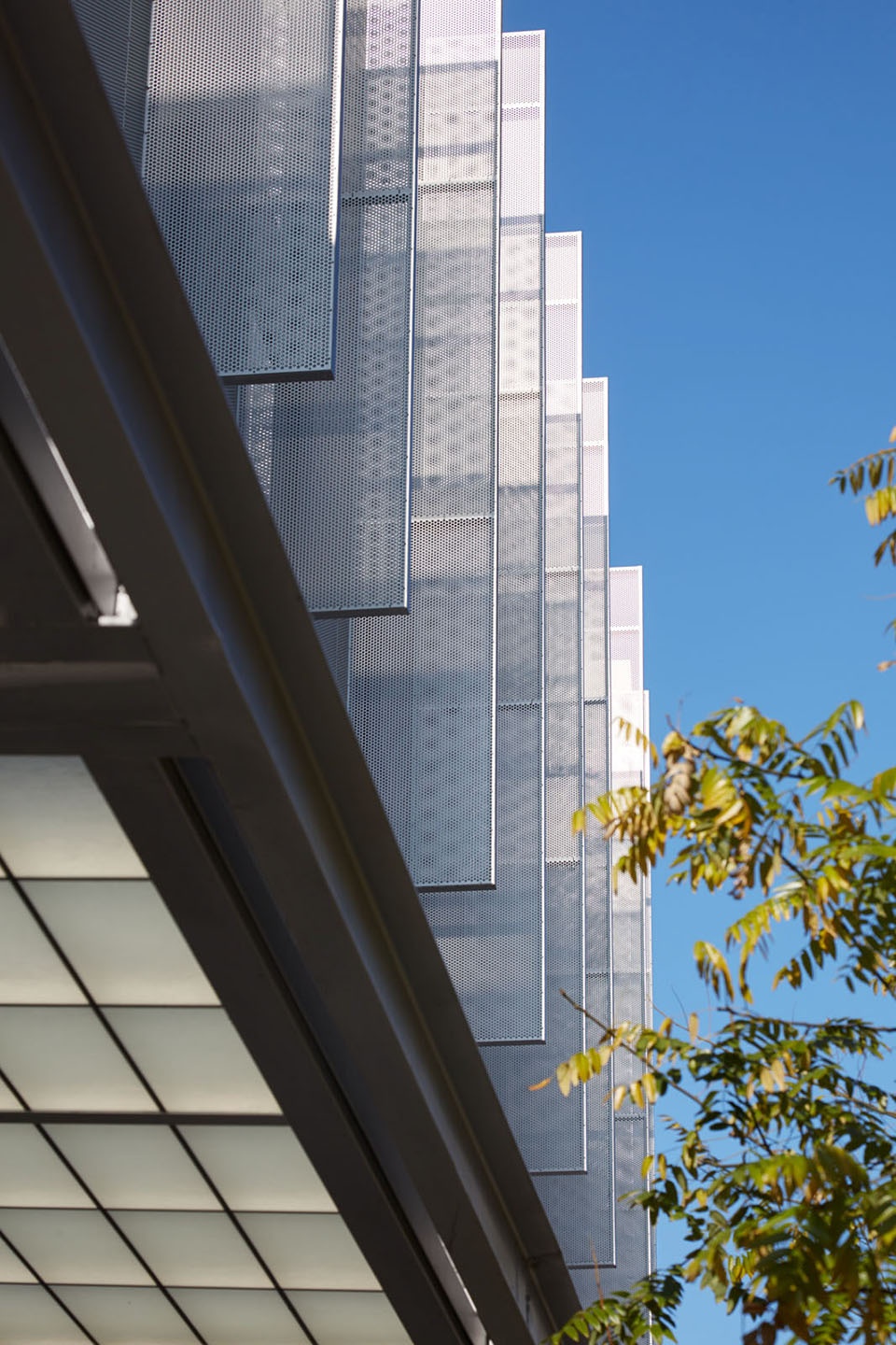 fourth street affordable housing by kennerly architecture