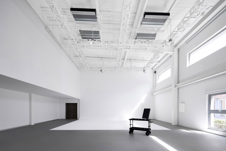 WEI s STUDIO of Photography Art China by designRESERVE