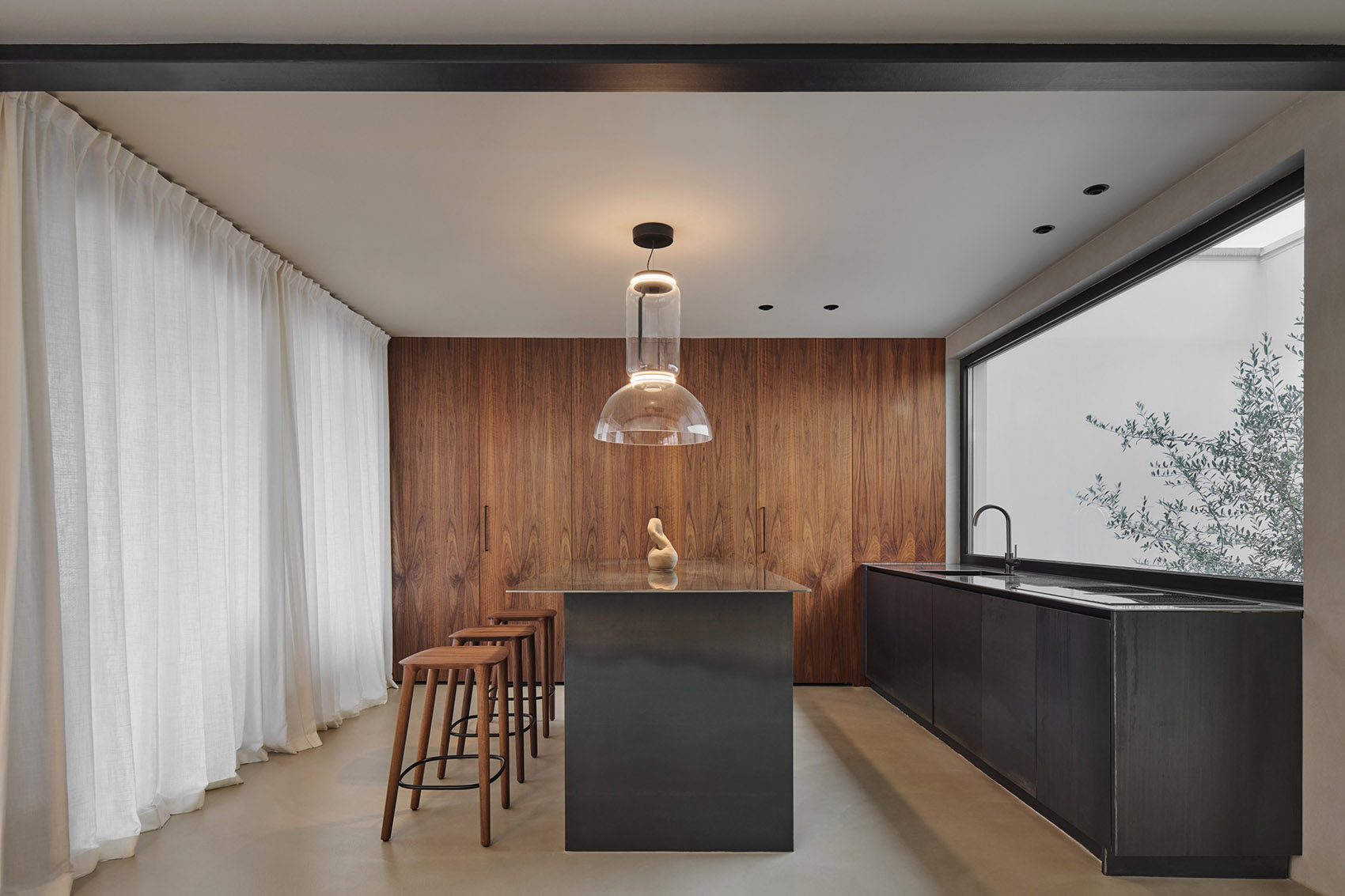 humility-of-nature-in-the-family-apartment-by-studiopi-and-regular