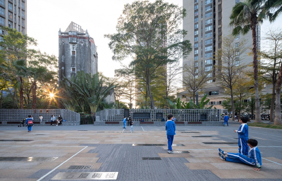 Shenzhen Songyuanxia Diaolou Time Park China by AUBE