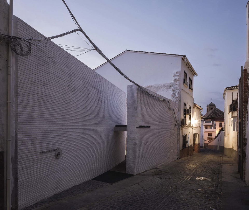 space aljibes viewpoint by waterscales arquitectos