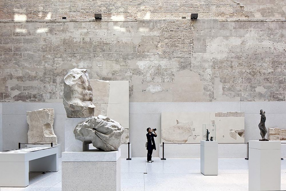 2023 Pritzker Prize winner David Alan Chipperfield