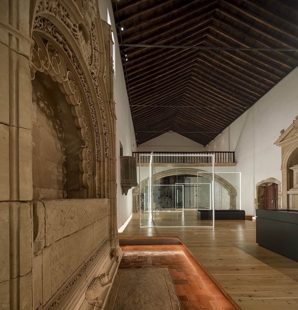 Panteao dos Almeida by Spaceworkers