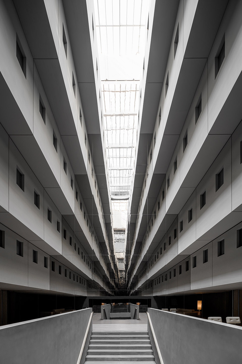 Shuiguo Tangquan Xintiandi Hangzhou by DJX Design