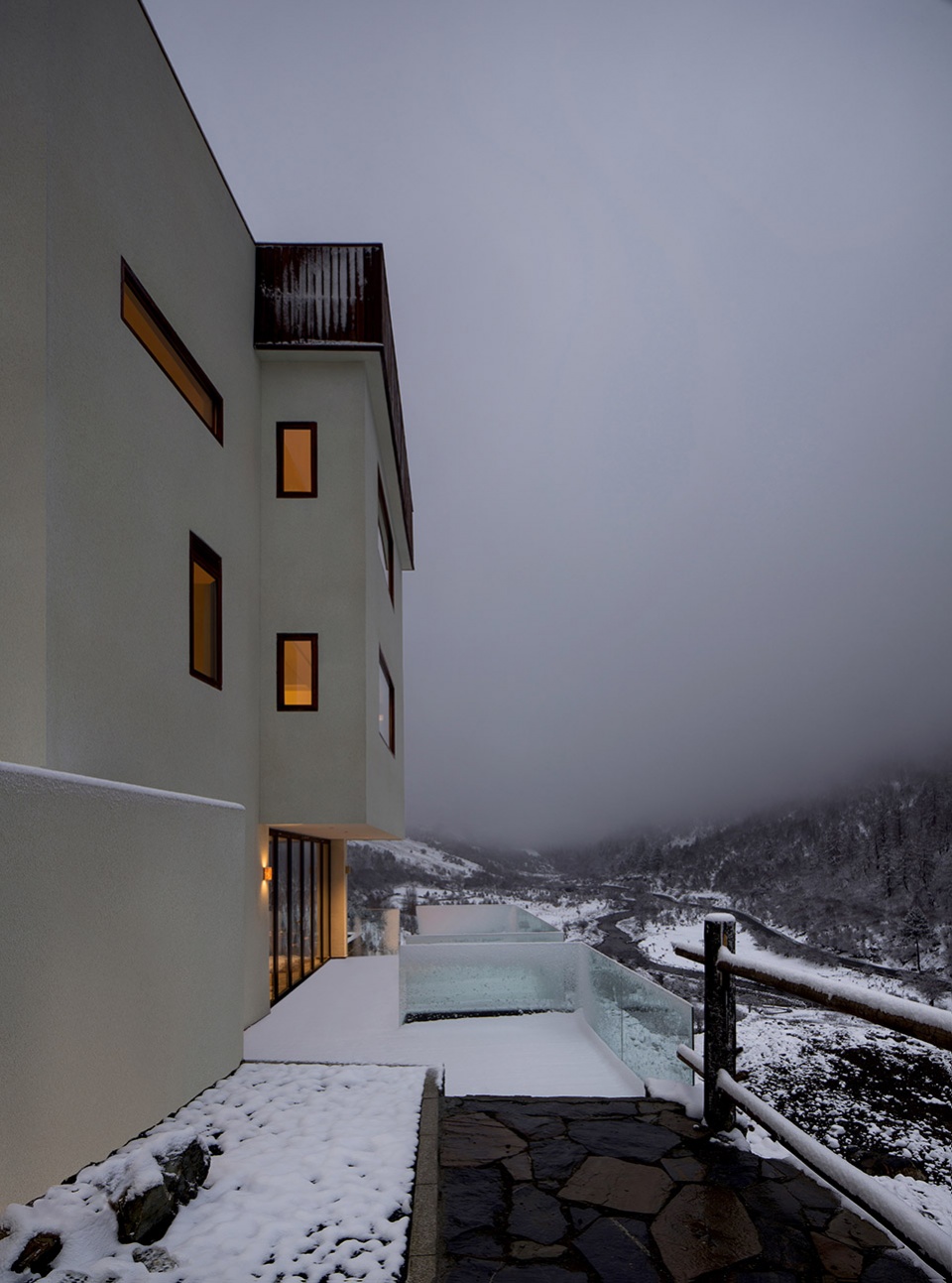 dainn mt siguniang by chengdu wan qian ji environmental art design company zyxtudio