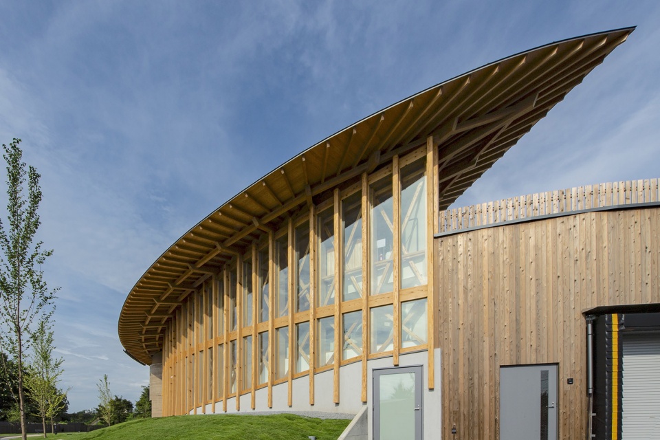 oyaki farm by tono mirai architects
