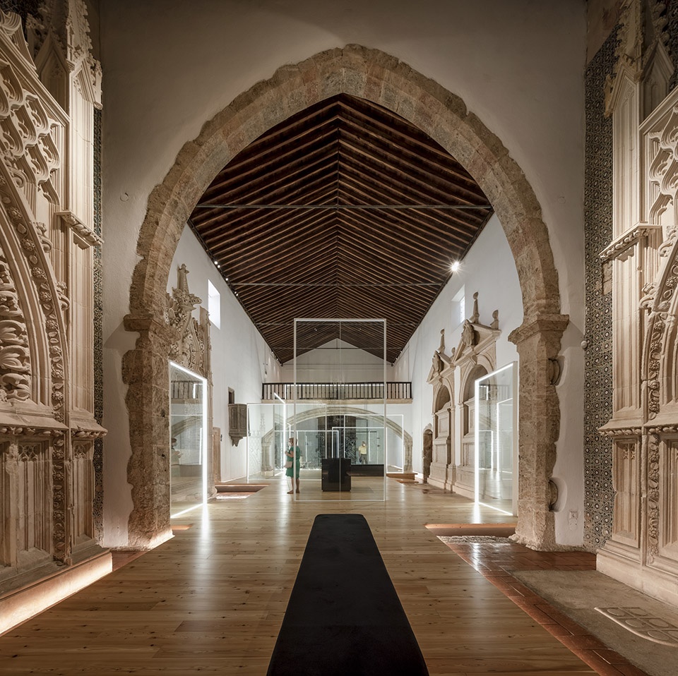 Panteao dos Almeida by Spaceworkers