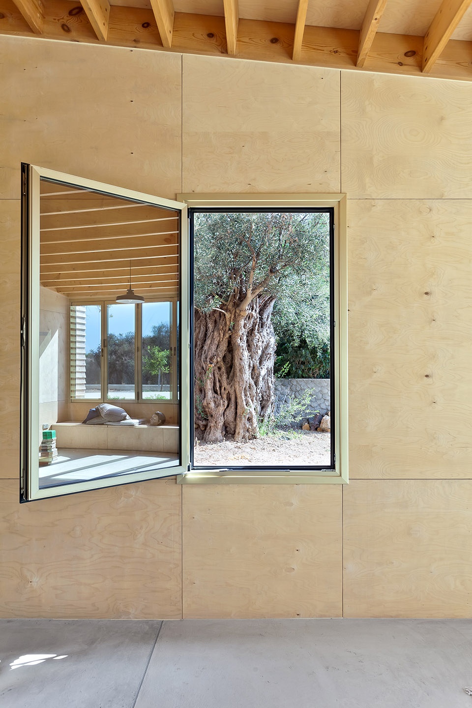 The Koulas Project by Alexis Papadopoulos Architectural Practice