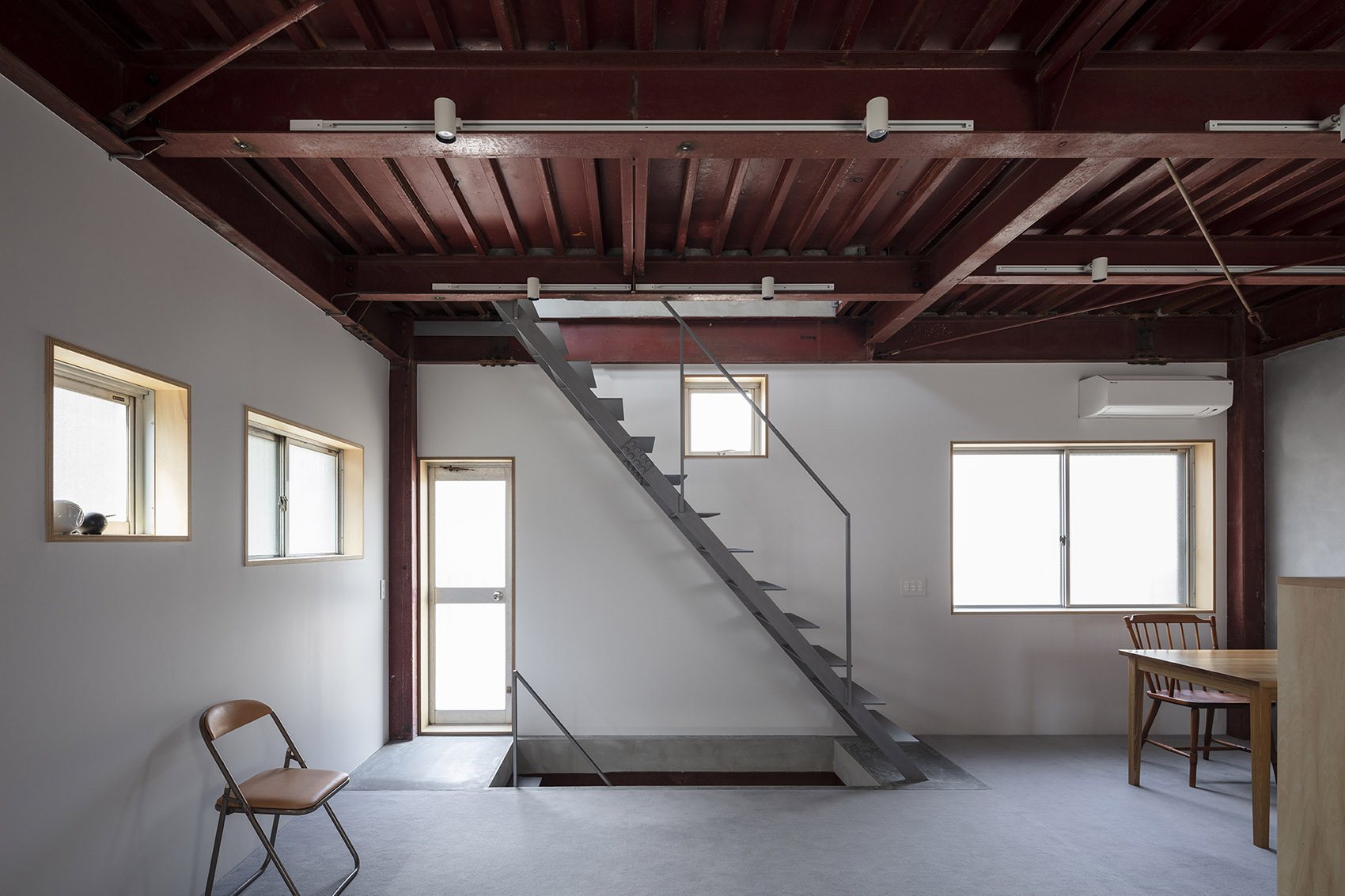 house-in-kohama-by-shimpei-oda-architect-office-and-atelier-loowe-inc