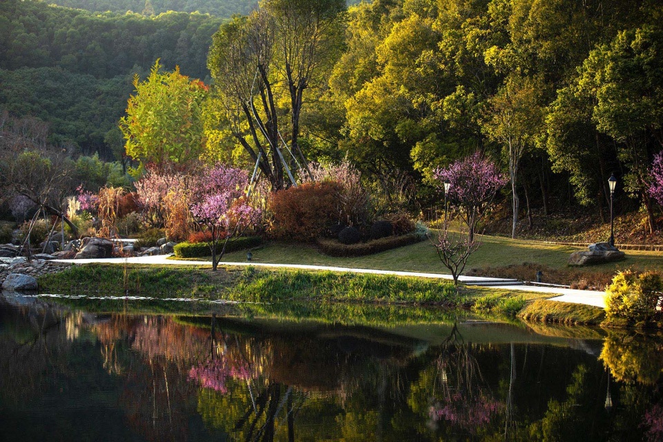 meizhou yanshan lake international garden resort china by belt collins international
