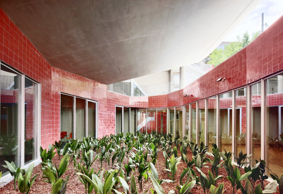 the collage building cultural centre teresa pamies by jorge vidal studio