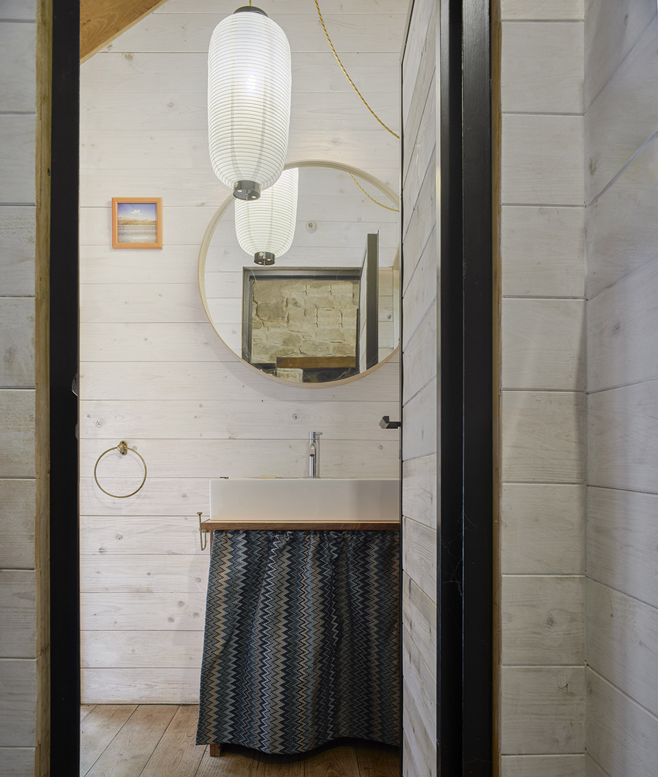 renovation and extension of a ciabot by studio ellisse architetti