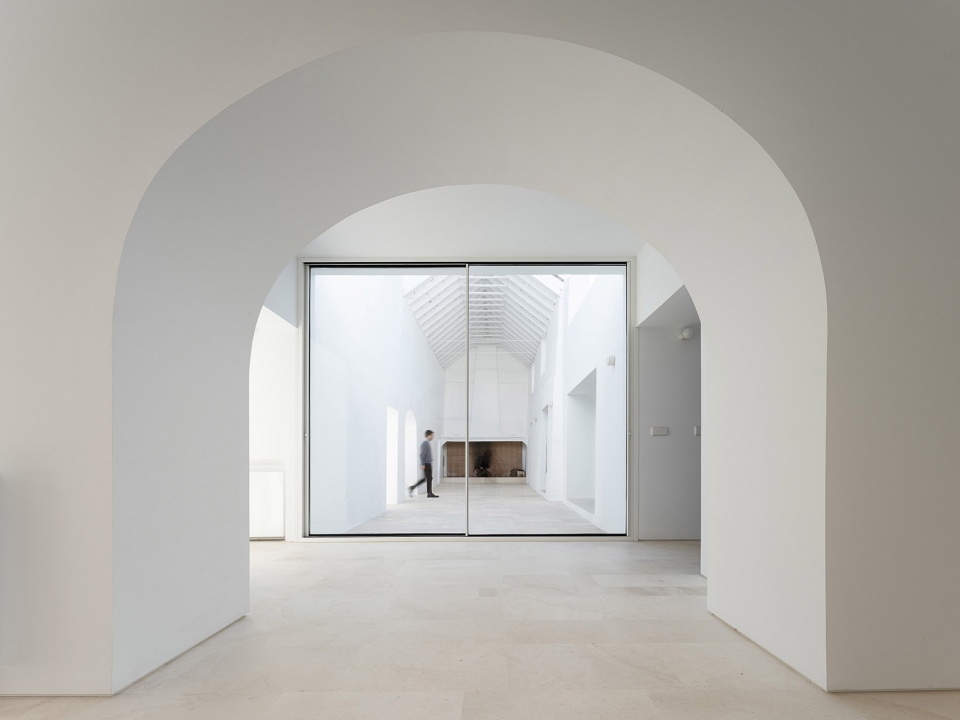 rural residence by daroca arquitectos