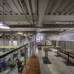 轻改造嵌入美发厅的咖啡酒吧，北京 / DAGA大观建筑