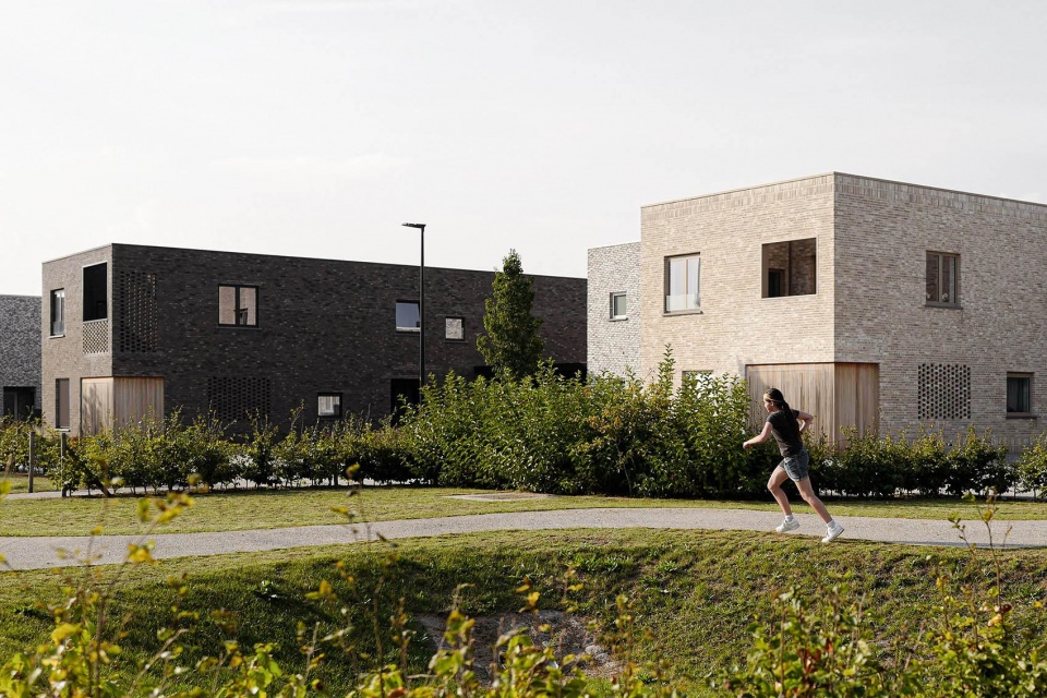 social housing in dessel by studio farris architects