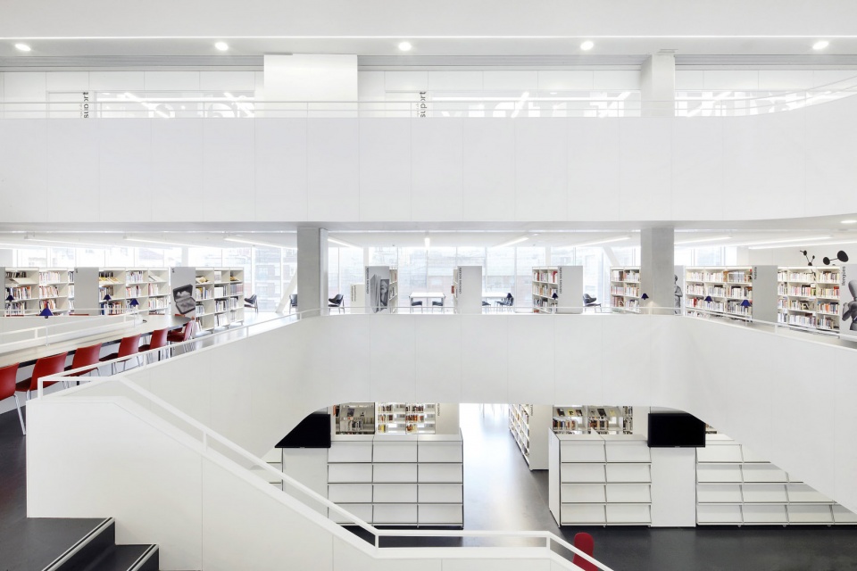 the collage building cultural centre teresa pamies by jorge vidal studio