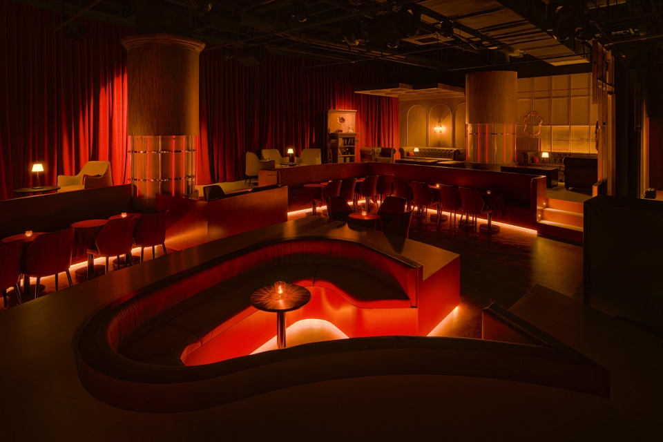 STAGEONE Mahua FunAge Immersive Drama Bar by WAVE GB