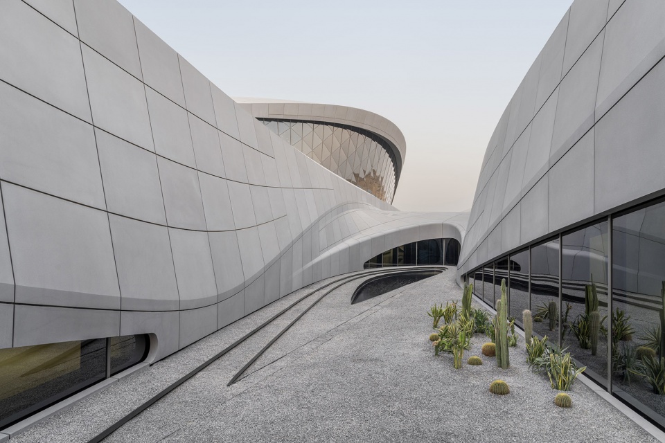 BEEAH Headquarters in Sharjah UAE by ACPV ARCHITECTS