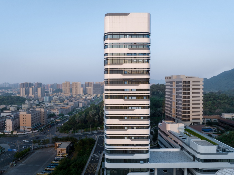 Design of Pingshan District Center for Disease Control and Prevention of Shenzhen by Z Z STUDIO