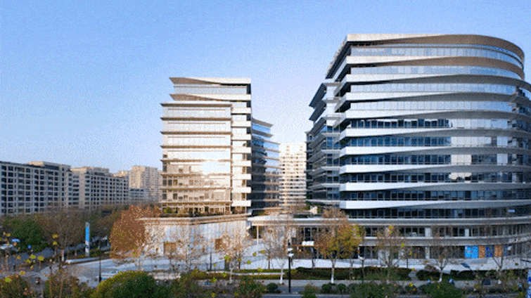 Hangzhou East Railway Station Garden International by GOA
