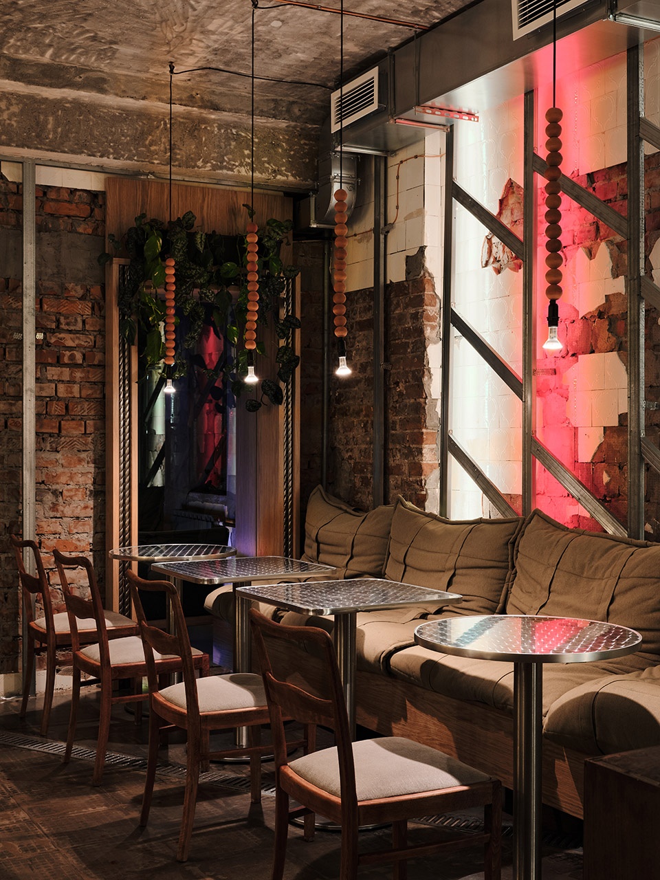 OSSU eatery by DA bureau