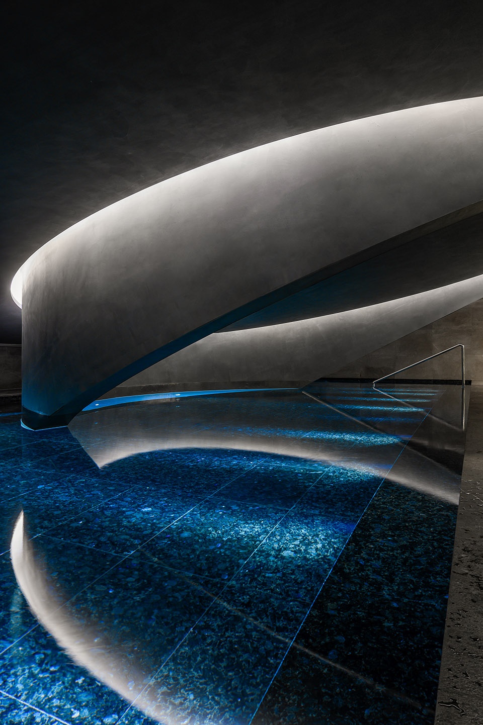 Shuiguo Tangquan Xintiandi Hangzhou by DJX Design