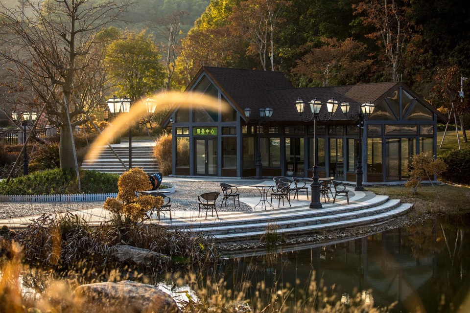 meizhou yanshan lake international garden resort china by belt collins international