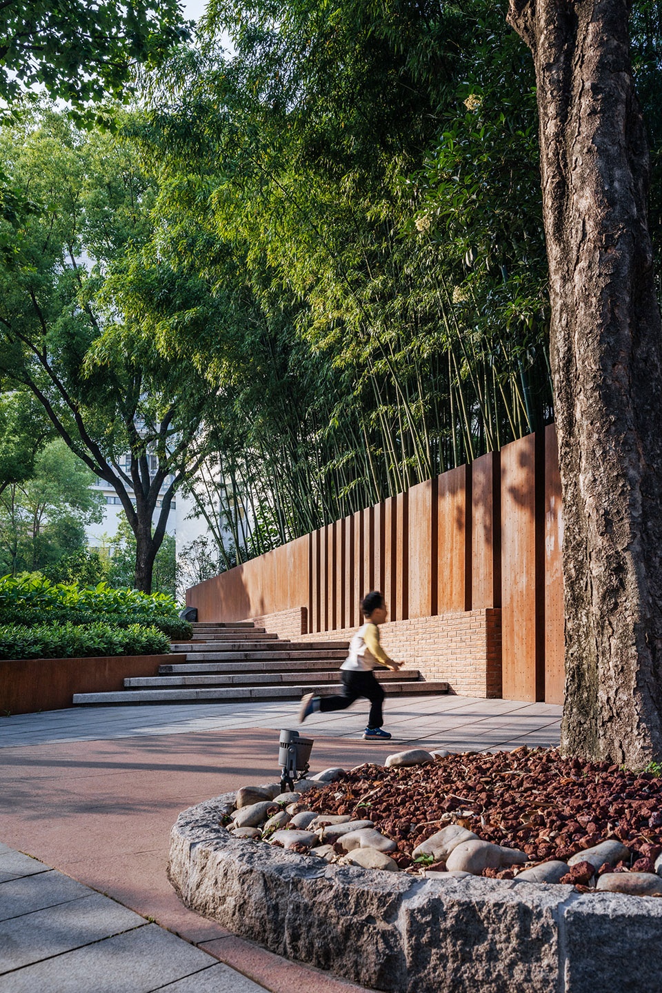Caojiadu Garden Renovation Shanghai by VIASCAPE design