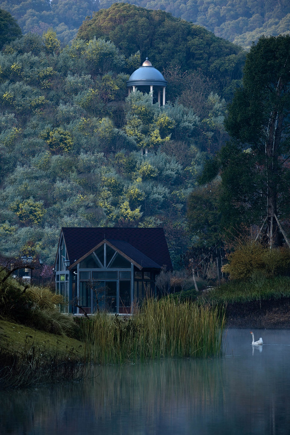 meizhou yanshan lake international garden resort china by belt collins international