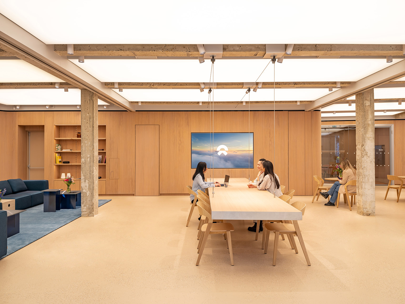 NIO House Rotterdam by MVRDV 谷德设计网