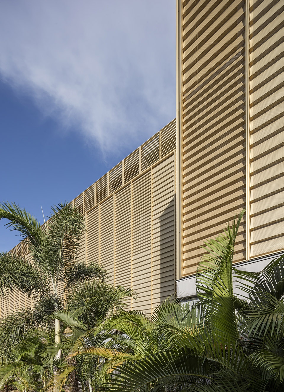 Palais de Justice Pointe a Pitre by Ignacio Prego Architectures