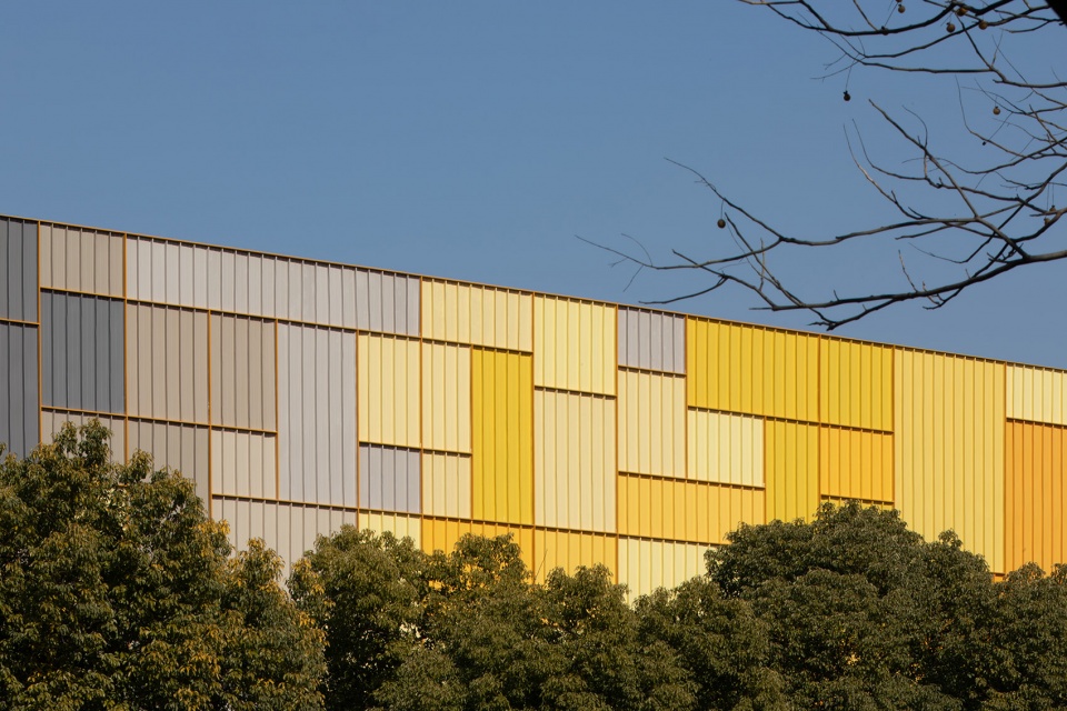 Renovation of the ForD warehouse China by say architects