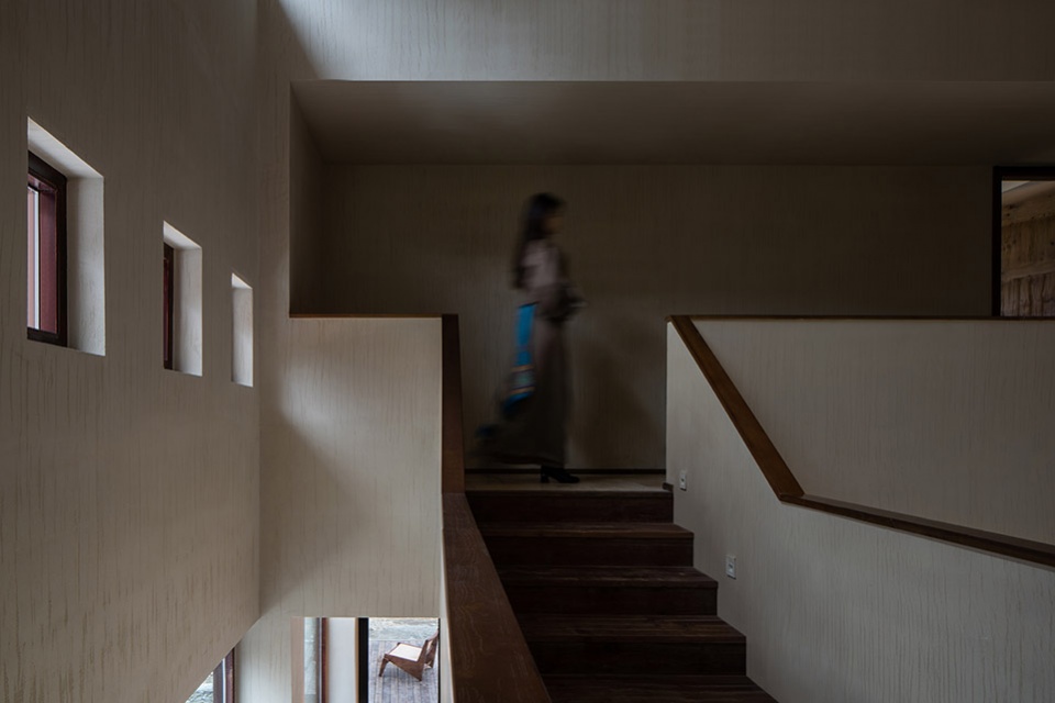 dainn mt siguniang by chengdu wan qian ji environmental art design company zyxtudio