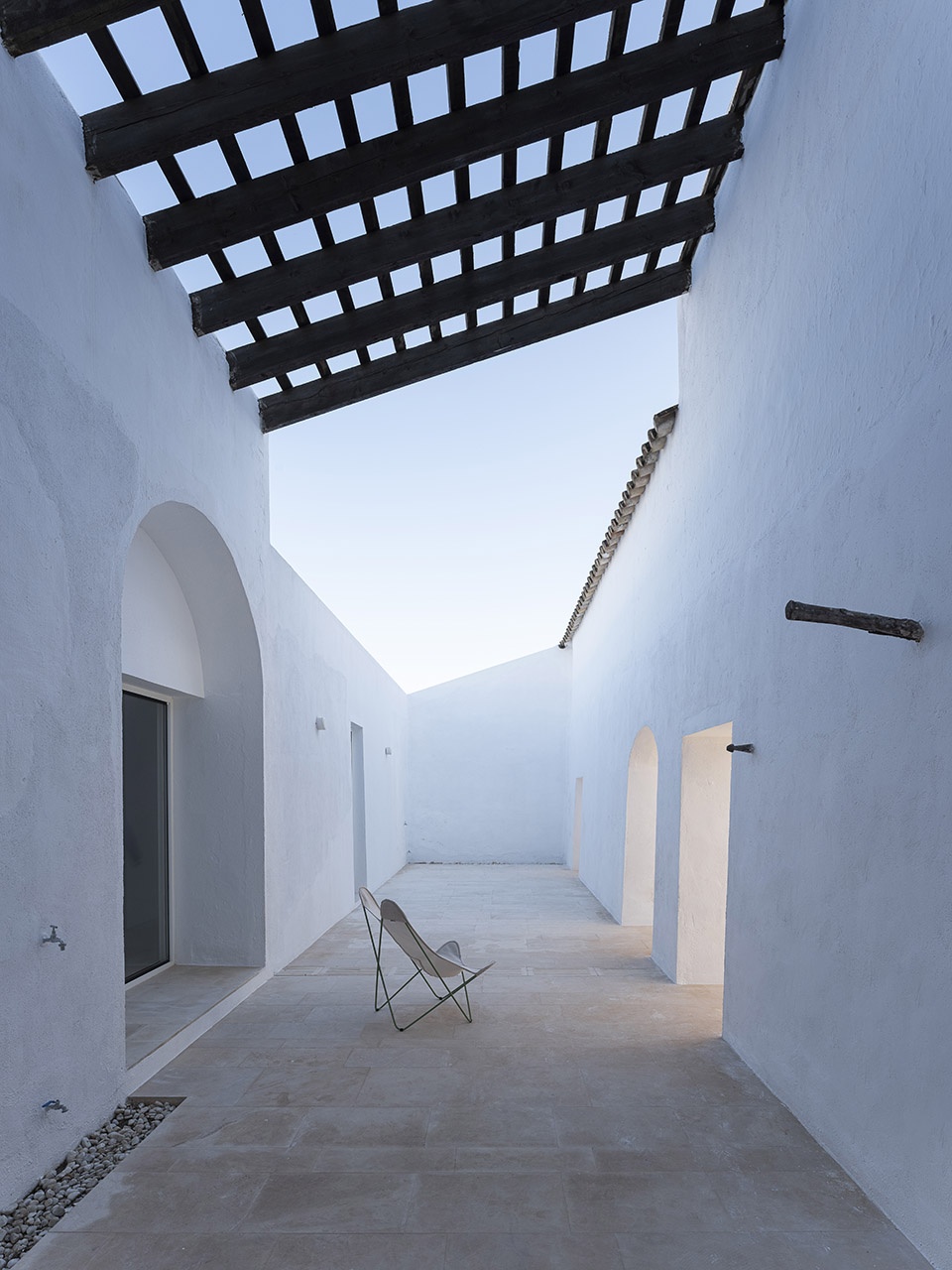rural residence by daroca arquitectos