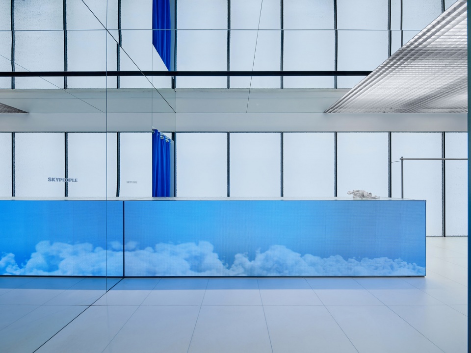 skypeople the plaza shanghai china by fununit design