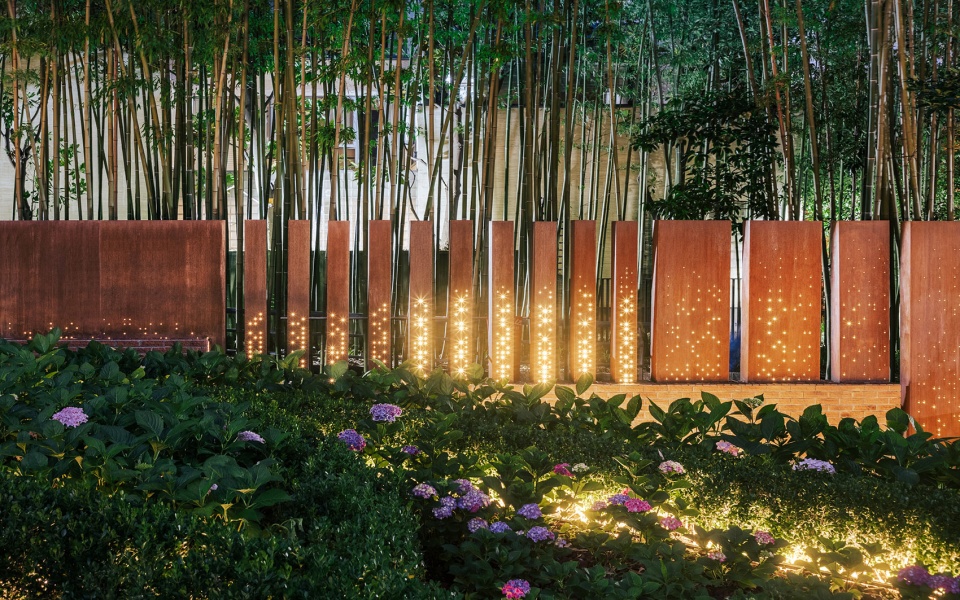 Caojiadu Garden Renovation Shanghai by VIASCAPE design