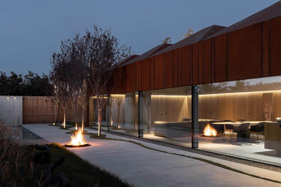 Villa Domes by Calujac Architecture