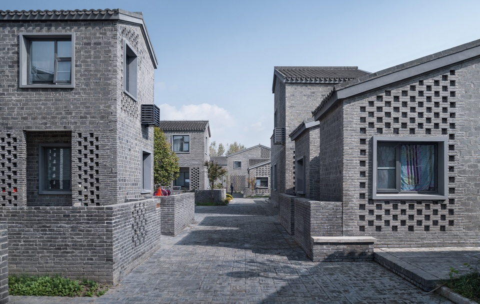 the design practice of yancheng mugou new rural community by atelier zhou ling