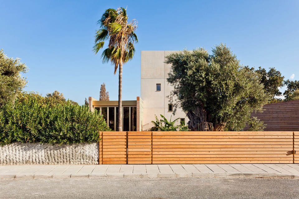 The Koulas Project by Alexis Papadopoulos Architectural Practice
