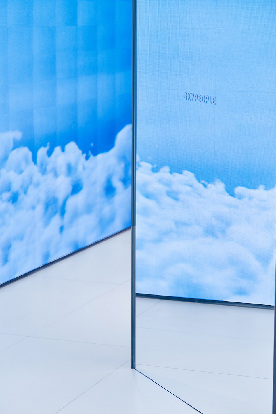 skypeople the plaza shanghai china by fununit design