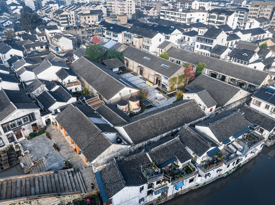 yuanjian groups pingwang grand canal bazaar by studio ininches