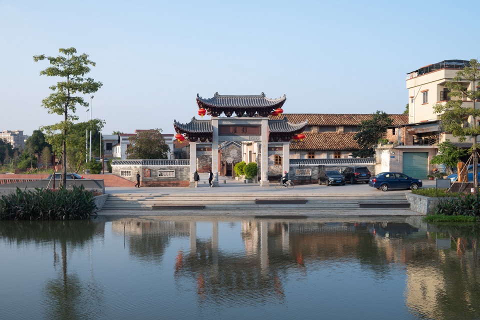 Organic renewal of the contiguous villages of Ding Peng and Huang by DONGDA SHENZHEN DESIGN CO LTD